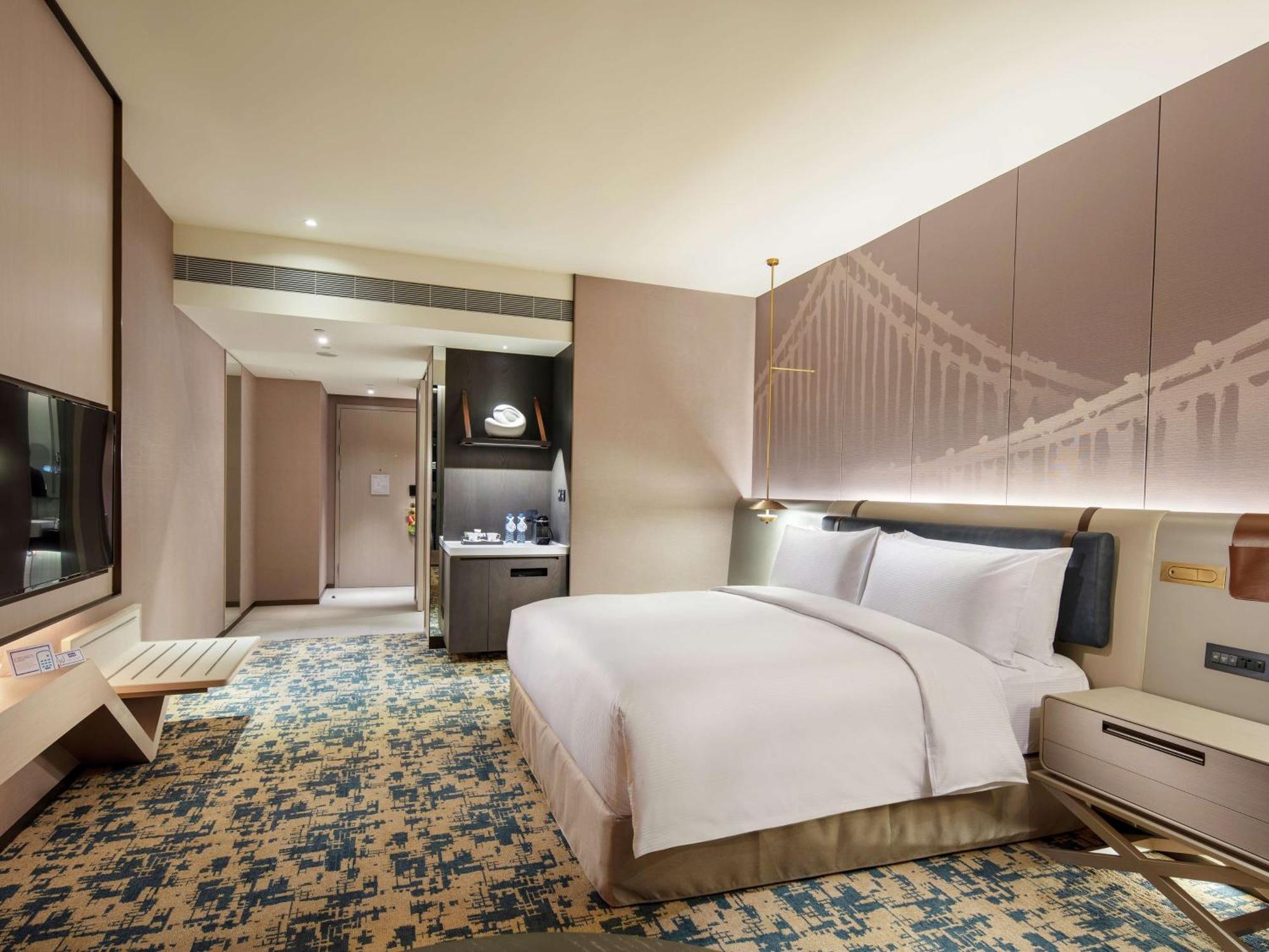 Hilton Taipei Sinban Hotel New Taipei City Екстериор снимка
