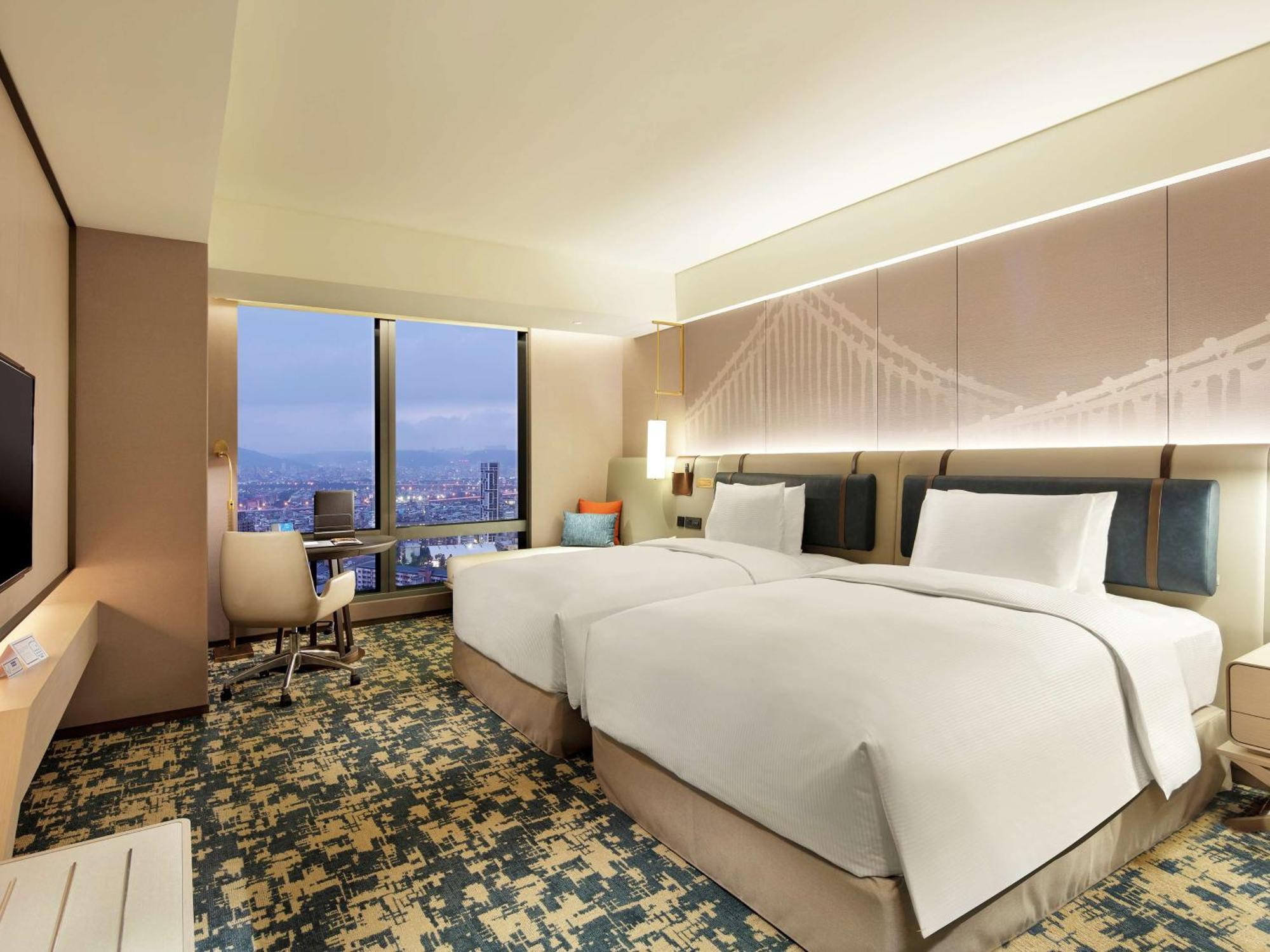 Hilton Taipei Sinban Hotel New Taipei City Екстериор снимка